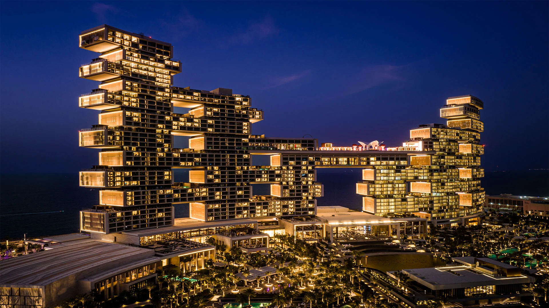 Royal Atlantis Residences