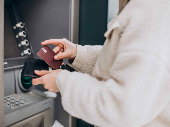 نحوه افتتاح حساب بانکی در دبی